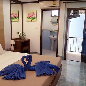 Standard Zimmer mit Kingsize-Bett